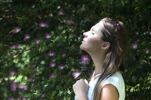 Lung Infections: Lifestyle Changes To Control Breathing Problems